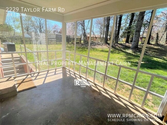 Building Photo - 2229 Taylor Farm Rd