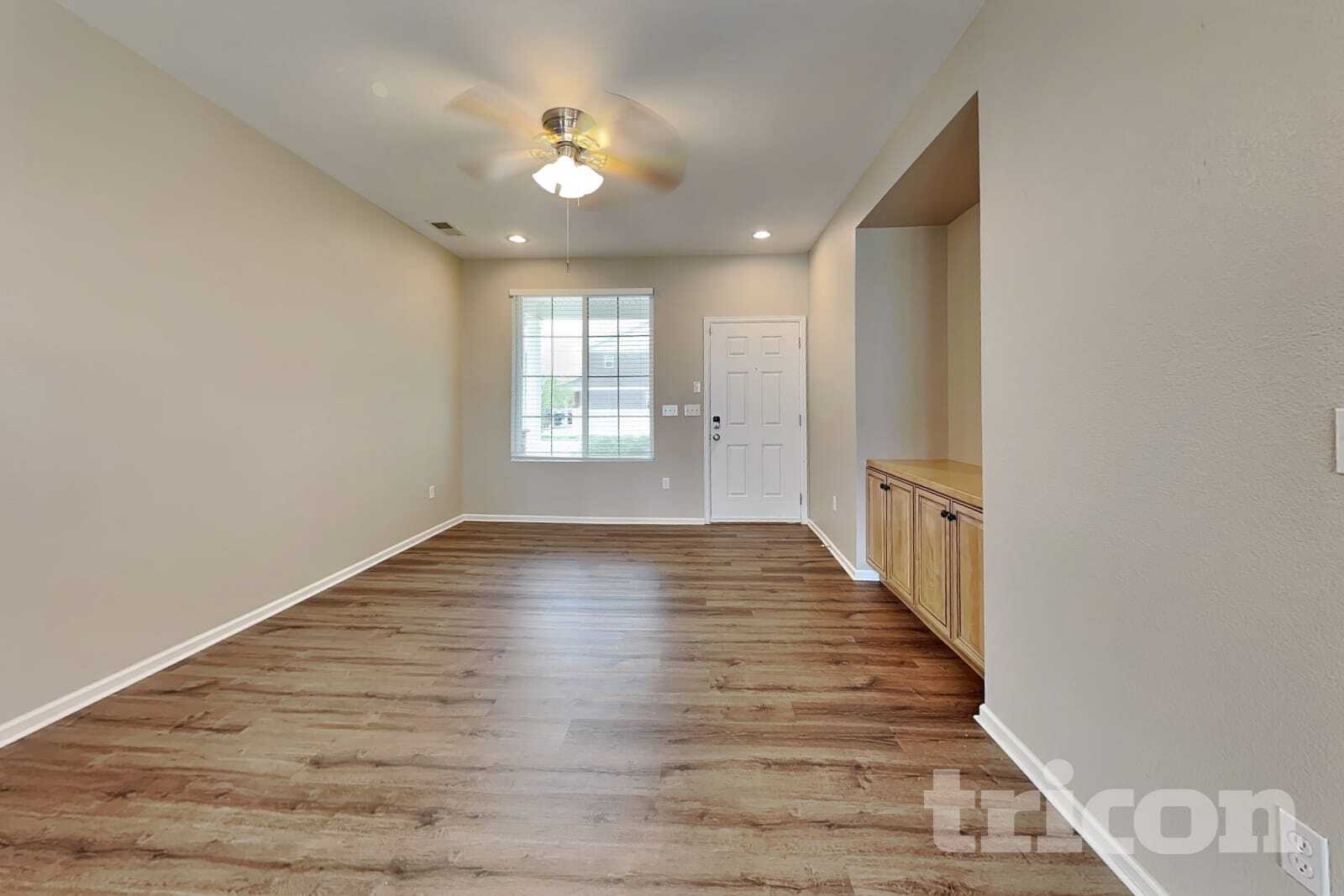 Building Photo - 20681 Randolph Pl