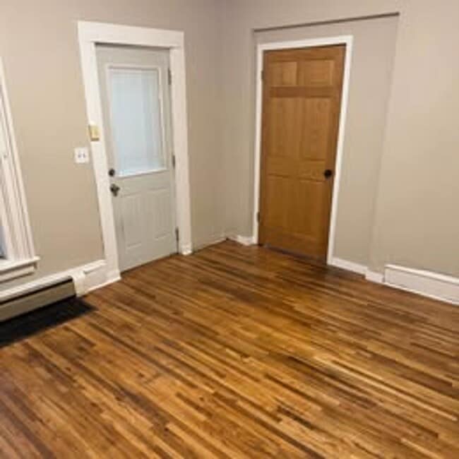 Building Photo - 535 7th St NW