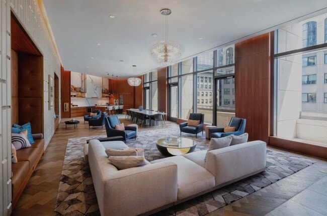 Building Photo - 99 Hudson St