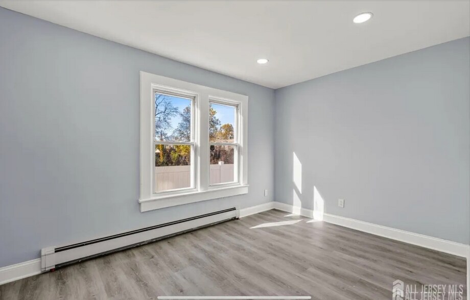 Building Photo - 29 Levinson Ave