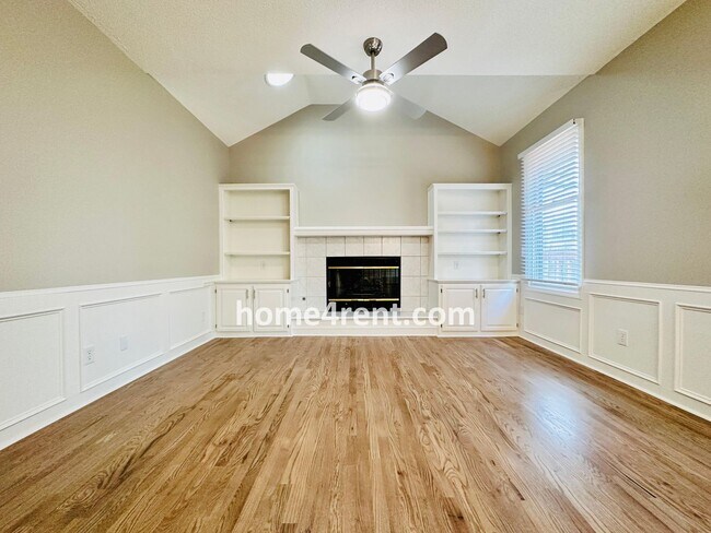 Building Photo - Wonderful Belton Home w/ Wood Floors, Finished Basement and Fenced Yard!