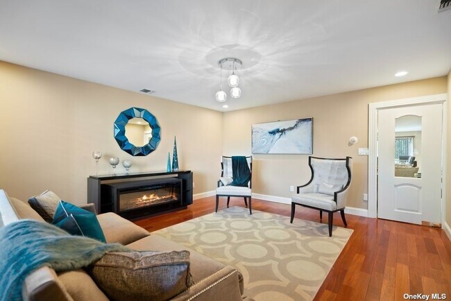 Building Photo - 29 The Grasslands