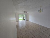 Building Photo - 7910 N Colony Cir