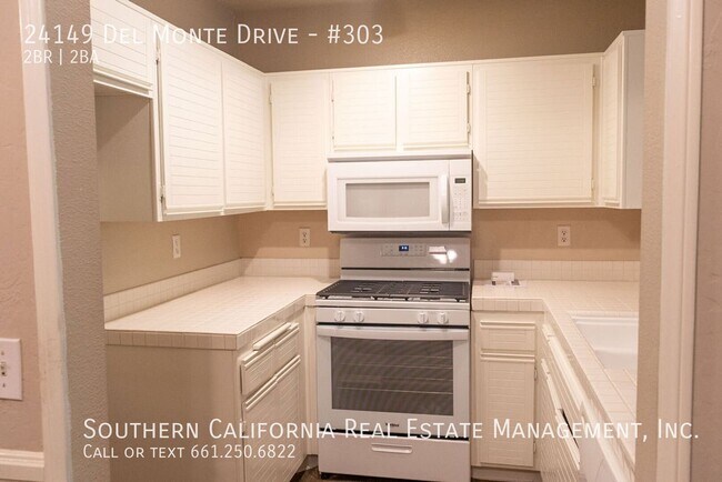 Building Photo - 24149 Del Monte Dr.