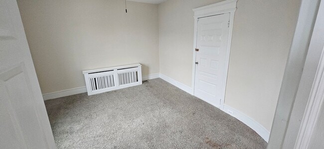 Building Photo - 901 N Ohio Ave