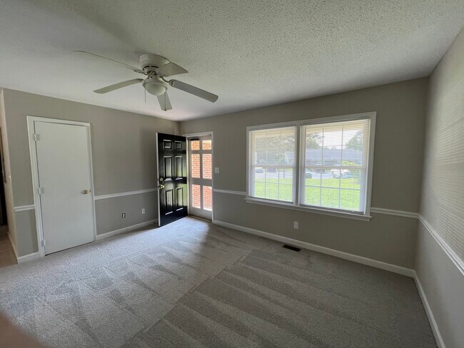 Living Room - 2507 Saint Christopher Cir SW