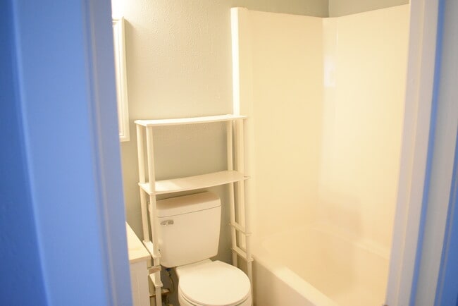 Building Photo - 3230 Pearl St