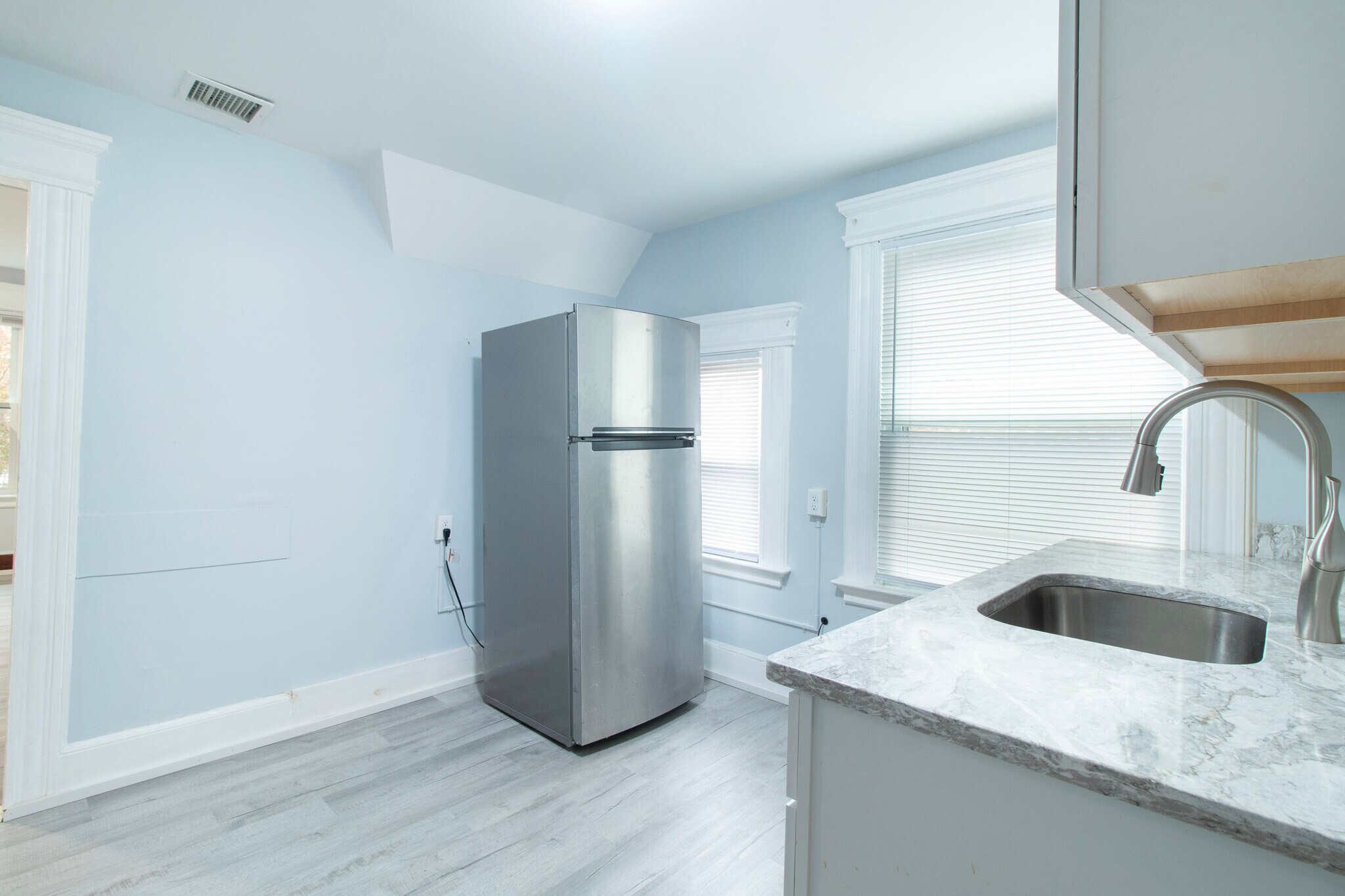 Building Photo - 23 Woodland St