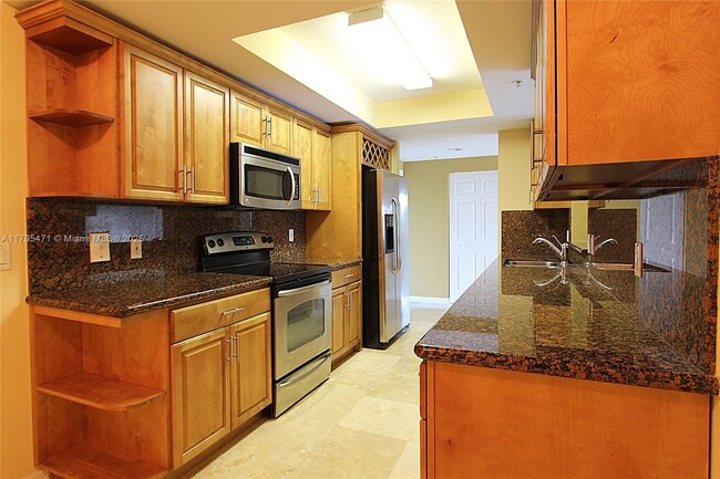 Primary Photo - 3530 SW 22nd St