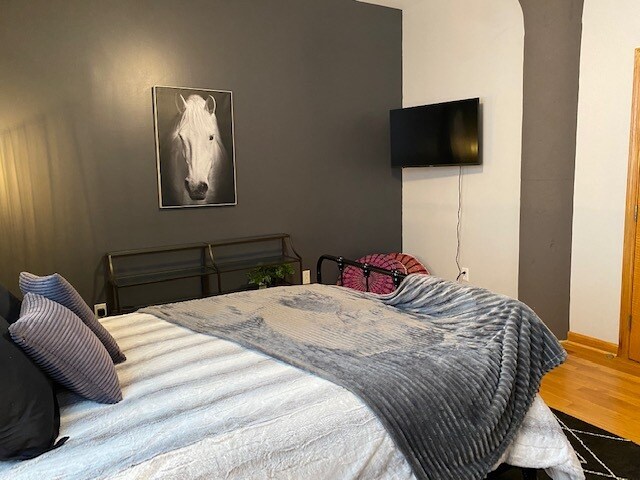 2nd Bedroom - 2077 E 4th St