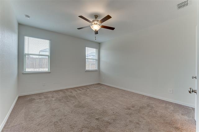 Building Photo - 832 Tulip Ct