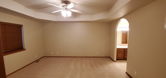 Building Photo - Beautiful 6 Bed/3 Bath House in Hayden, ID!