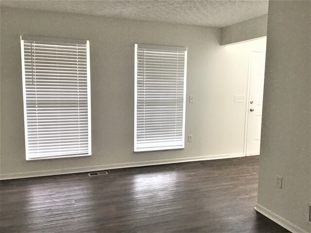 Building Photo - 857 Cedar Run Dr