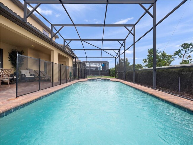 Building Photo - 8825 Rhodes St