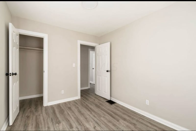 Building Photo - 1855 Jermain Dr