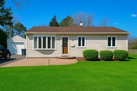 Building Photo - 1029 Merriam Rd