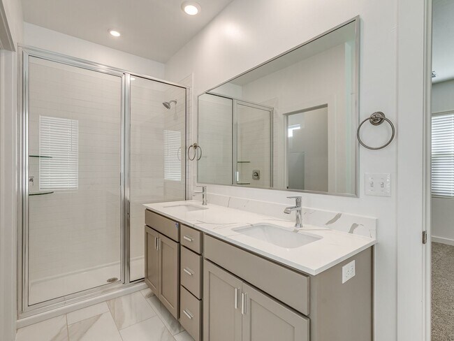 Building Photo - Home in Edmond/Oklahoma City