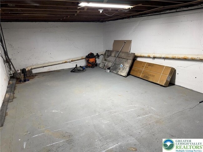 Building Photo - 31 Lafayette Ave