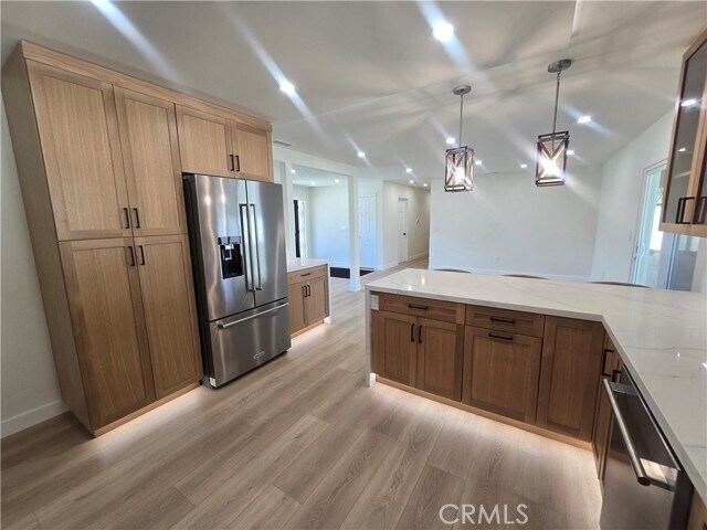 Building Photo - 1531 Elm Dr