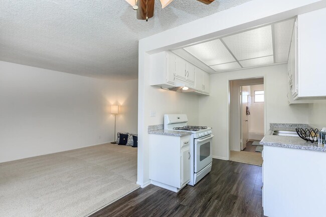 Building Photo - La Ramada Apartment Homes