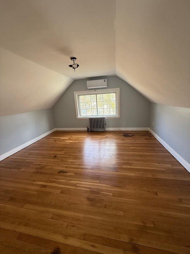 Building Photo - 40 Sundance St