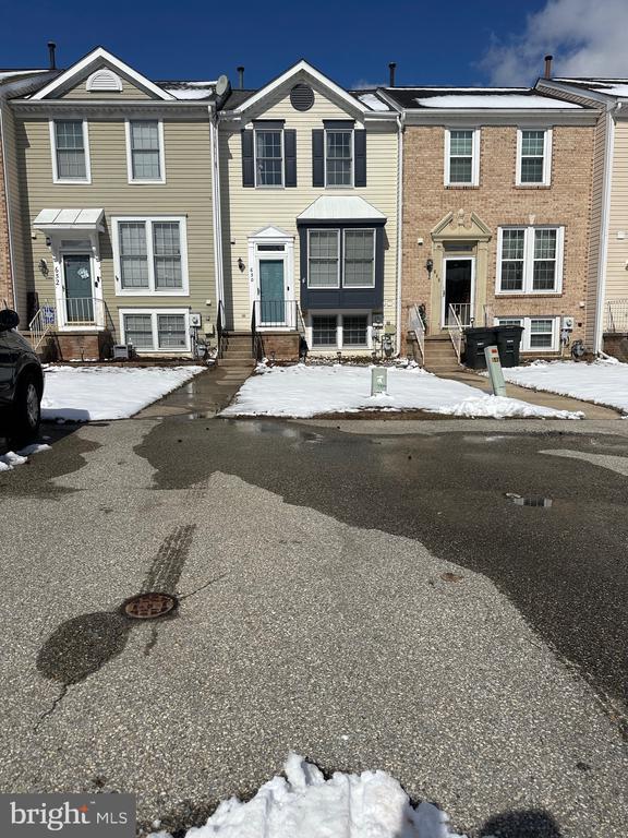 Building Photo - 650 Corsica Ave