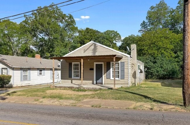 Building Photo - 621 Fairfax Ave