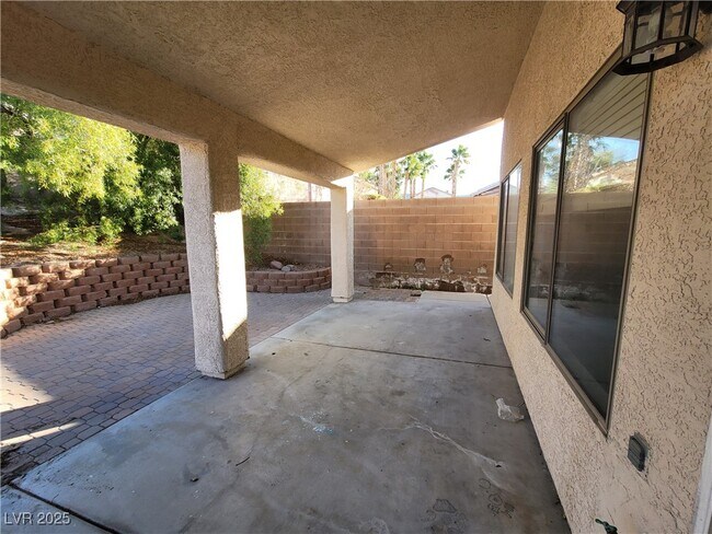 Building Photo - 278 Grand Olympia Dr