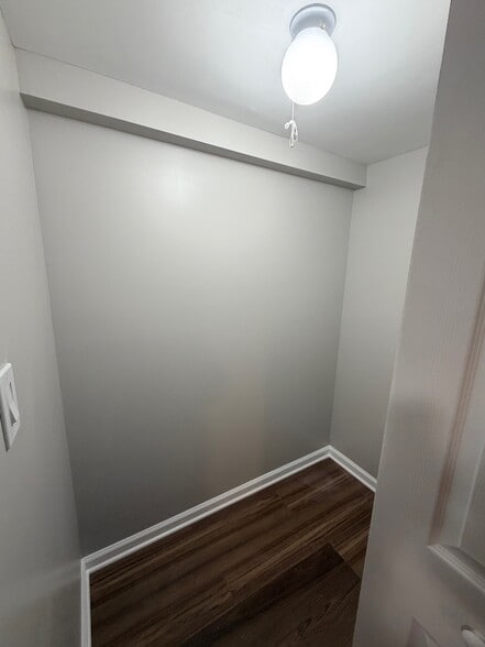 Building Photo - 12720 Feldon St