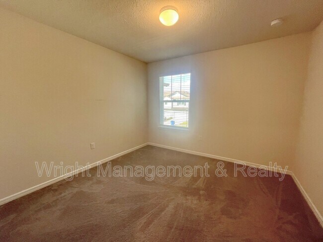 Building Photo - 31332 Amberview Bnd