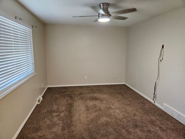 Building Photo - Charming 3-bedroom, 2-bathroom home