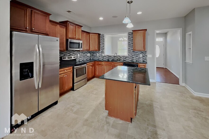 Building Photo - 808 Derby Downs Ct