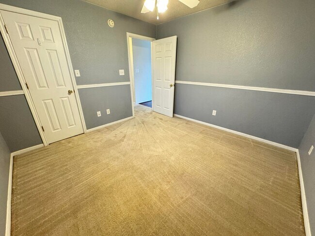 Building Photo - 4204 Boots Dr