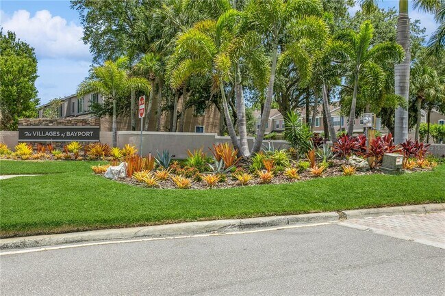 Building Photo - 10426 La Mirage Ct