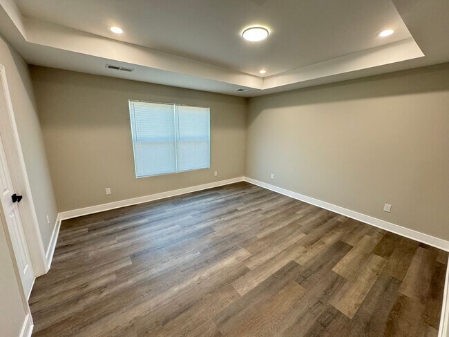 Building Photo - Fully Updated 4 Bedroom Home in Raleigh