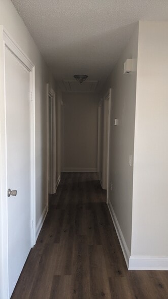 Building Photo - 123 Greene Dr