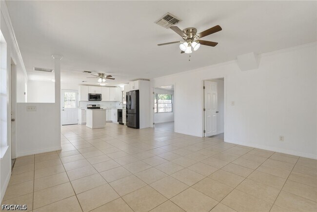 Building Photo - 100 Contee Dr