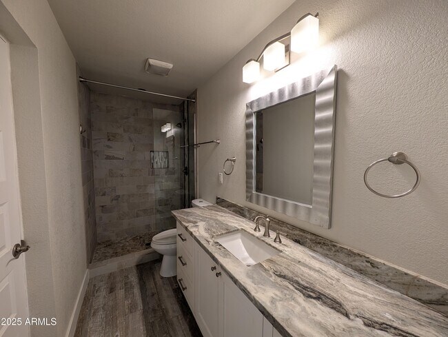 Building Photo - 2510 N 82nd St