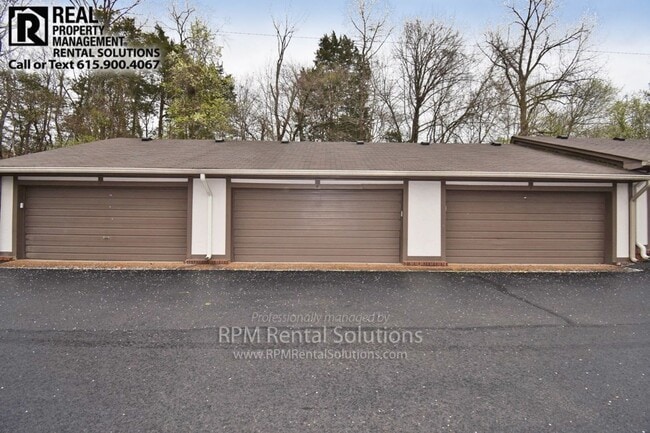 Building Photo - Amazing 2BR Condo off Edmondson Pike/Brent...