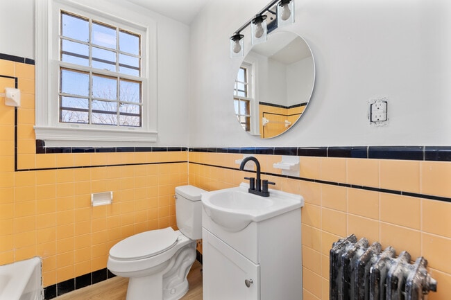 Building Photo - 4348 Southern Ave SE