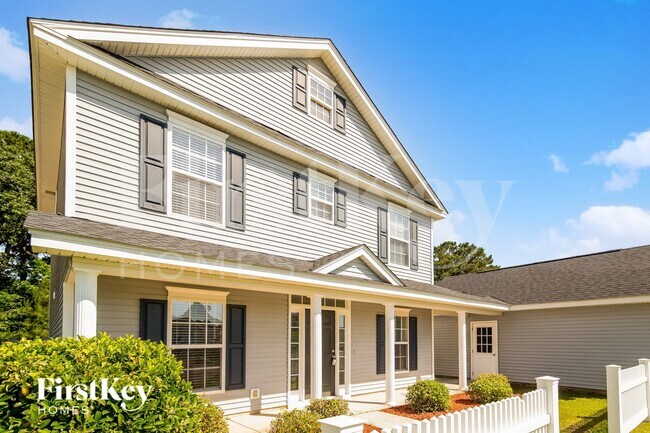 Building Photo - 335 Seneca River Dr