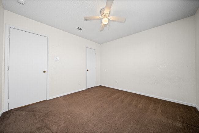 Building Photo - 3211 Tom Lockett Dr