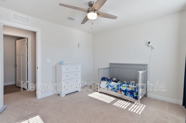 Building Photo - 515 Spring Hill Pl