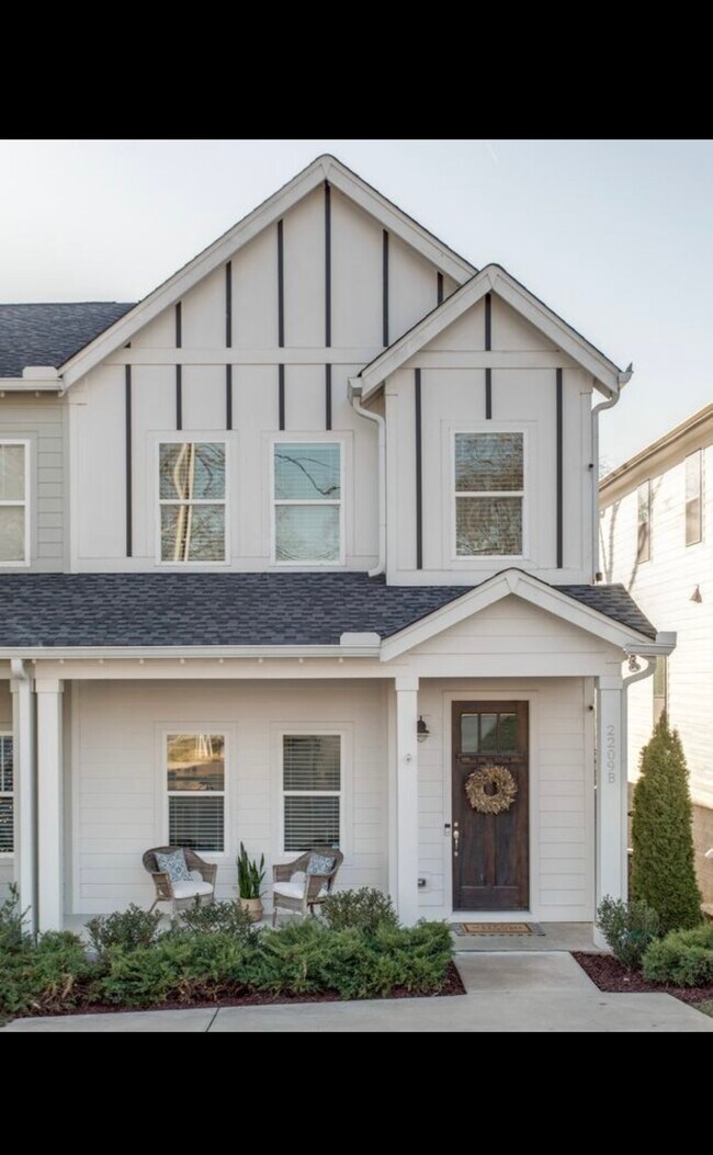 Primary Photo - 2209 15th Ave N