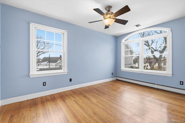 Building Photo - 234 S Pershing Ave