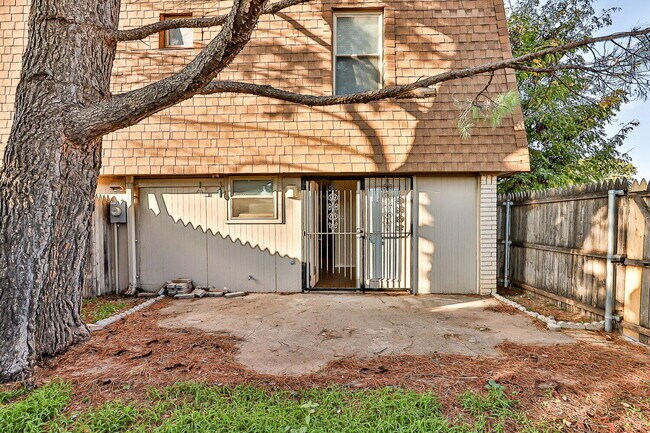 Building Photo - 4737 48th St