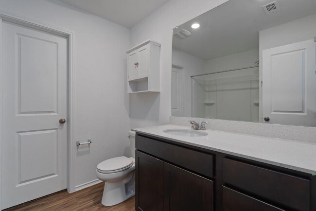 Building Photo - 575 Gabbro Gdns