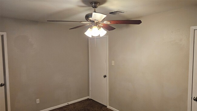 Building Photo - 1543 Fashion Hill Dr