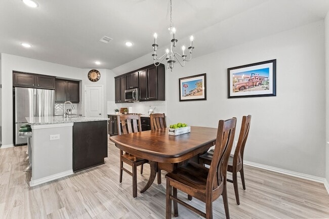 Building Photo - 3815 Wright's Landing Dr